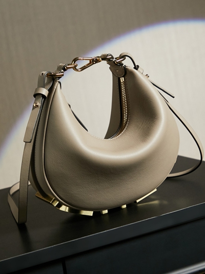 フェンディバッグ素材ディテール